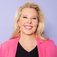 Frederike Probert, Mission Female